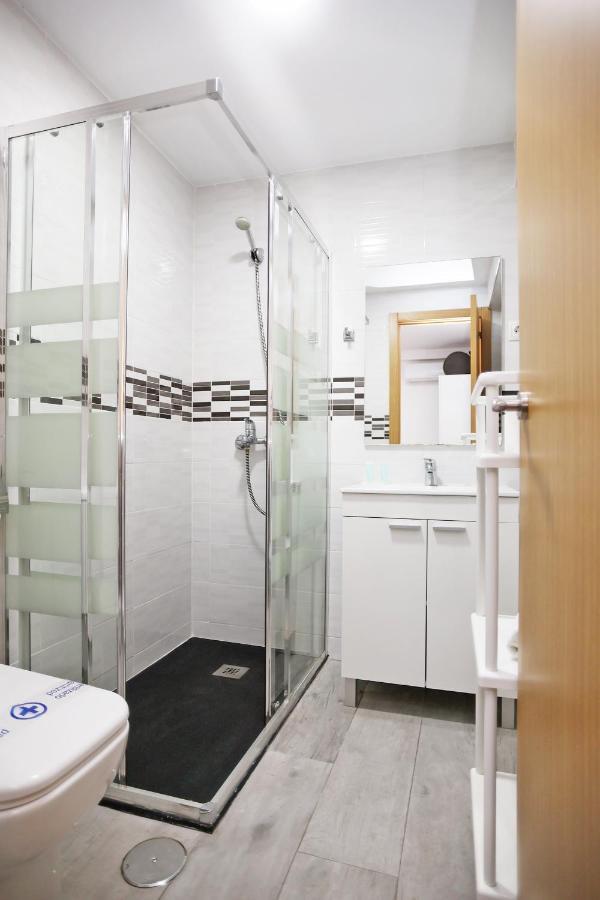 Holidays2Malaga Goya - Zona Huelin & 500 Mts De La Playa Apartment ภายนอก รูปภาพ