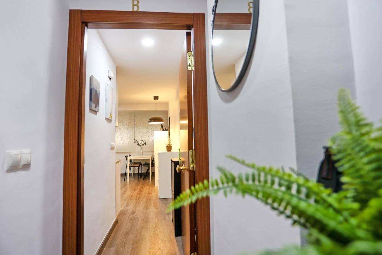 Holidays2Malaga Goya - Zona Huelin & 500 Mts De La Playa Apartment ภายนอก รูปภาพ